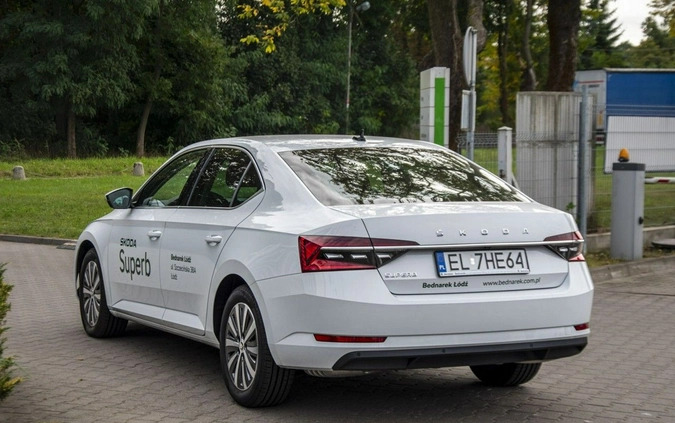 Skoda Superb cena 166500 przebieg: 5, rok produkcji 2023 z Opoczno małe 436